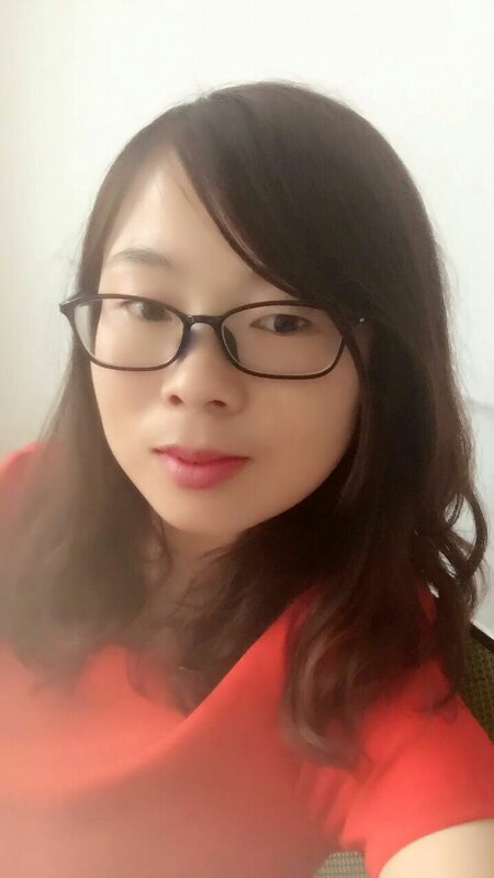 土建2017年第一期晚班畢業(yè)，現(xiàn)為土建預(yù)算主管